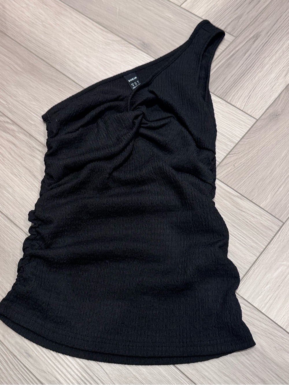 SHEIN Black One-Shoulder Ruched Twist top